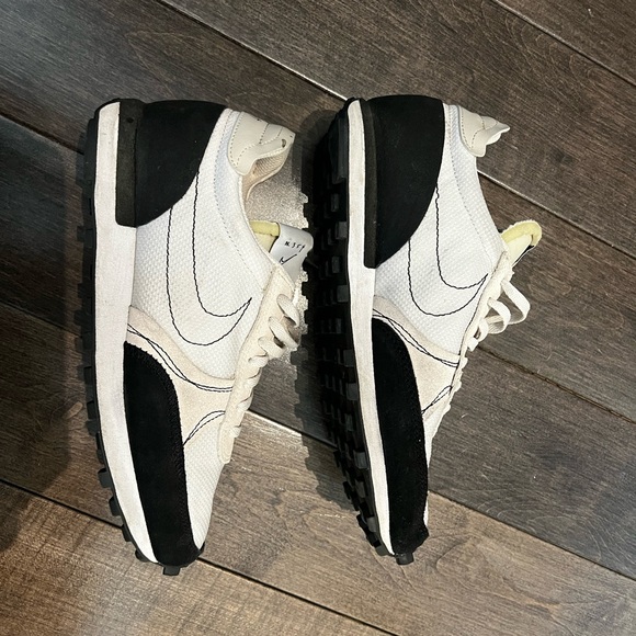 Nike Daybreak Sneakers - Picture 10 of 11